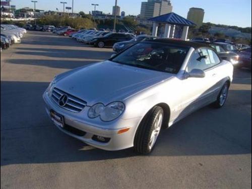 Mercedes-Benz CLK Class 2006 photo 2