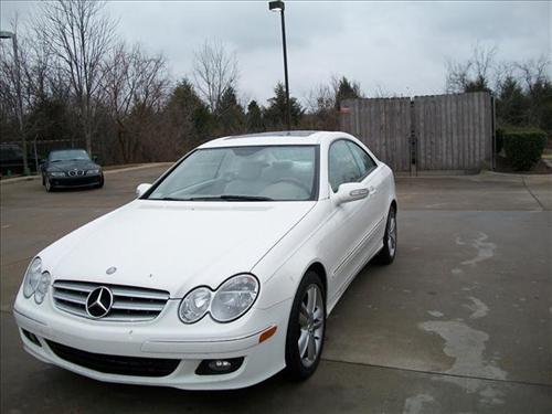 Mercedes-Benz CLK Class 2006 photo 3
