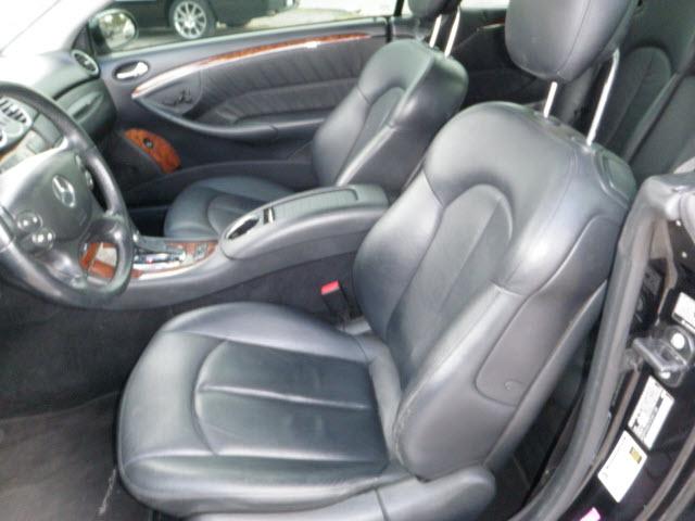 Mercedes-Benz CLK Class 2006 photo 3