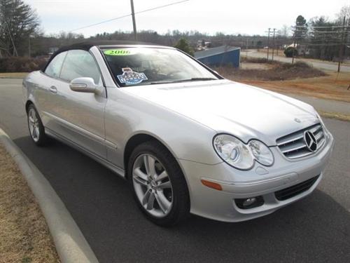 Mercedes-Benz CLK Class 2006 photo 1