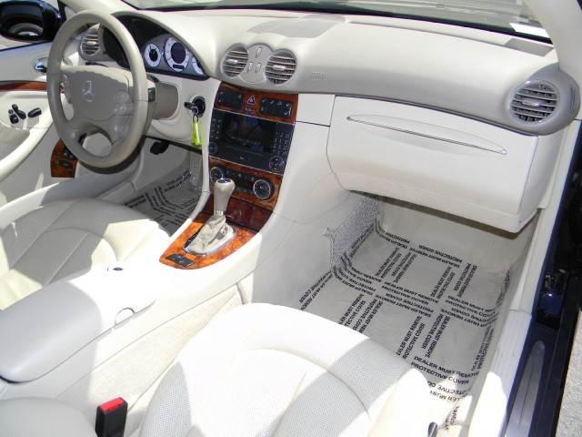 Mercedes-Benz CLK Class 2006 photo 3