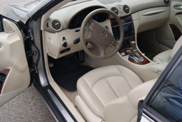 Mercedes-Benz CLK Class 2006 photo 4