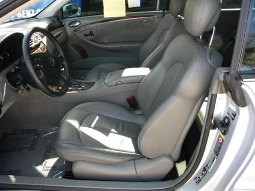 Mercedes-Benz CLK Class 2006 photo 3