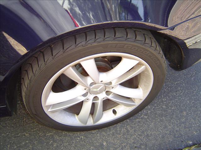 Mercedes-Benz CLK Class 2006 photo 5