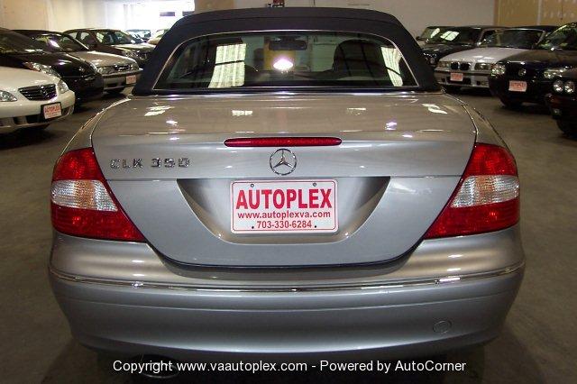 Mercedes-Benz CLK Class 2006 photo 4