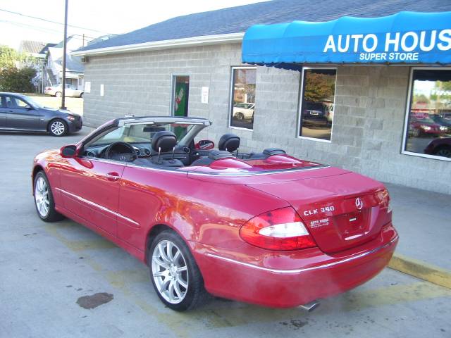 Mercedes-Benz CLK Class 2006 photo 3