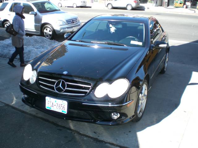 Mercedes-Benz CLK Class 2006 photo 2
