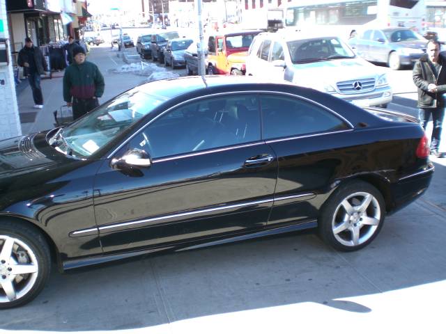 Mercedes-Benz CLK Class 2006 photo 1