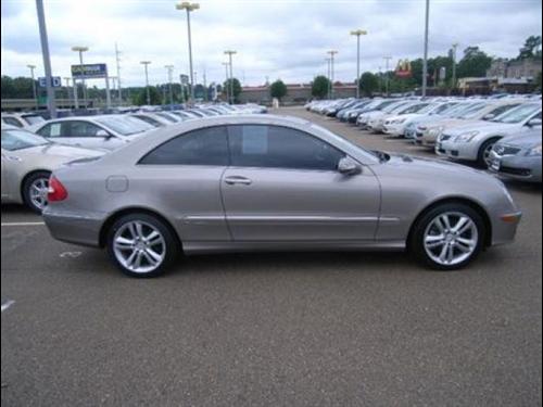 Mercedes-Benz CLK Class 2007 photo 3