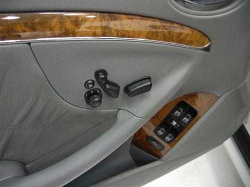 Mercedes-Benz CLK Class 2007 photo 2