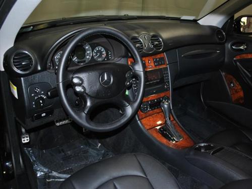 Mercedes-Benz CLK Class 2008 photo 5