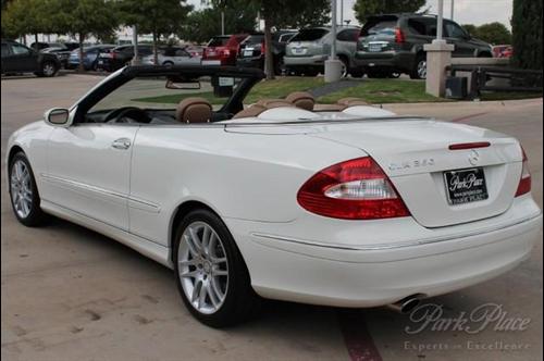 Mercedes-Benz CLK Class 2008 photo 4