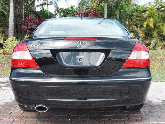Mercedes-Benz CLK Class 2008 photo 4