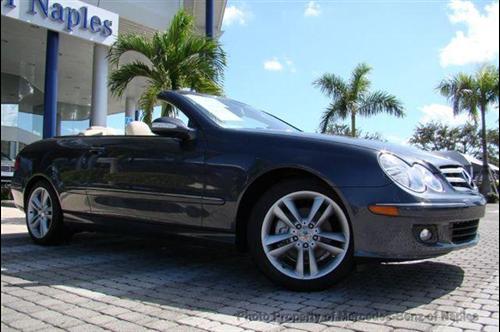Mercedes-Benz CLK Class 2008 photo 4