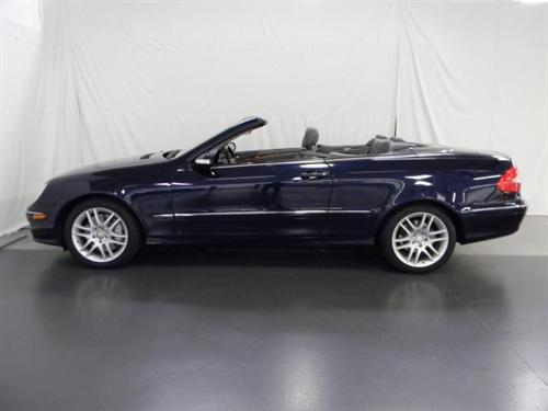 Mercedes-Benz CLK Class 2009 photo 2
