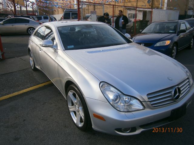 Mercedes-Benz CLS-Class SE Sport Wagon Sedan