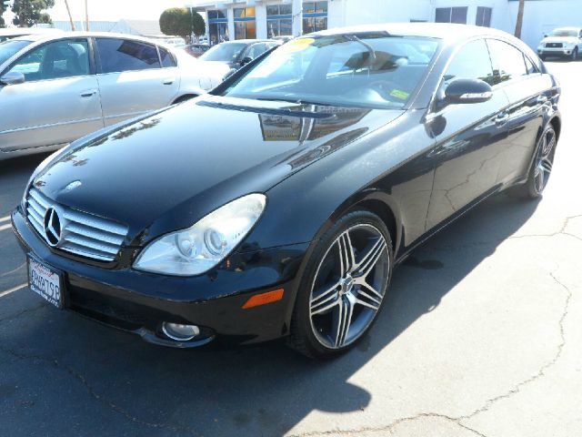 Mercedes-Benz CLS-Class 2006 photo 2