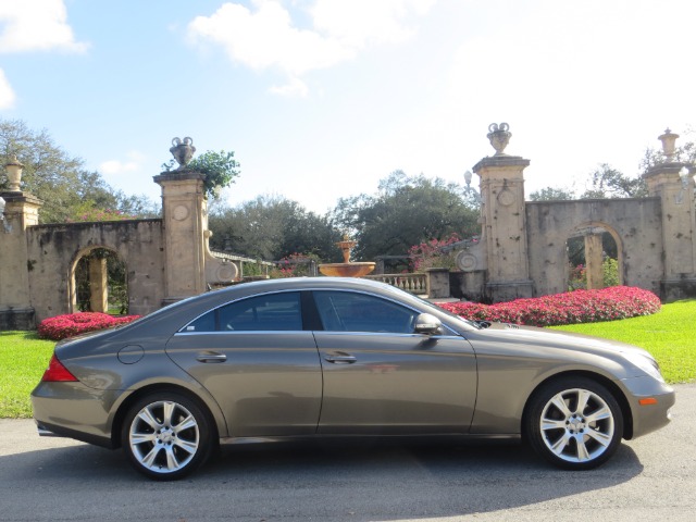 Mercedes-Benz CLS-Class 2006 photo 3