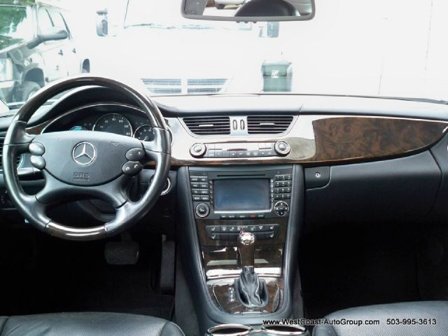 Mercedes-Benz CLS-Class 2006 photo 10