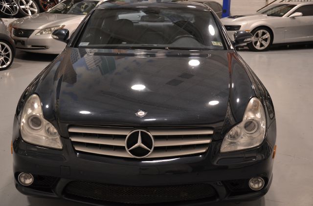 Mercedes-Benz CLS-Class 2006 photo 2