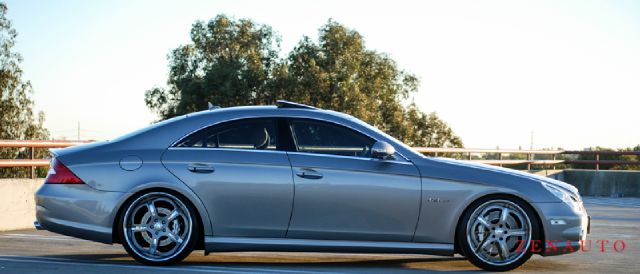 Mercedes-Benz CLS-Class 2007 photo 3