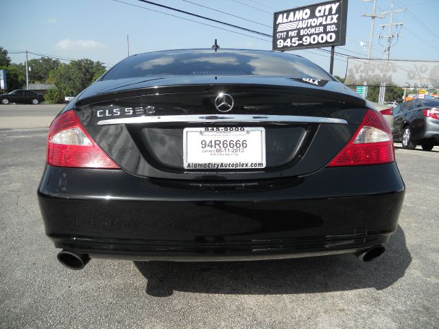 Mercedes-Benz CLS-Class Extended VERY LOW Miles Sedan