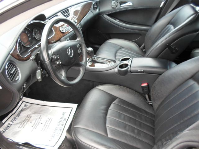 Mercedes-Benz CLS-Class 2008 photo 4