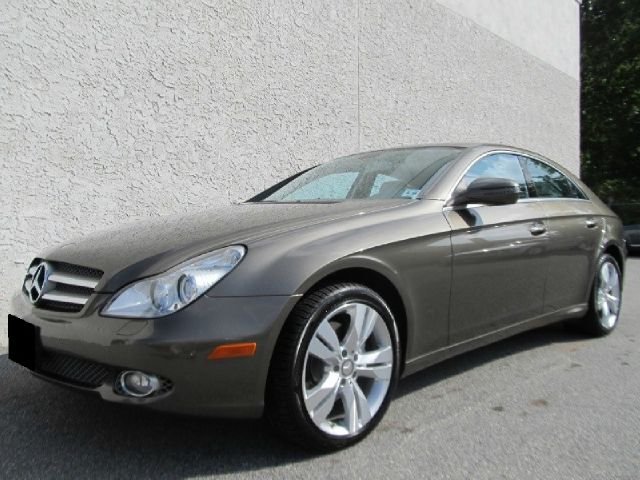 Mercedes-Benz CLS-Class 2009 photo 2