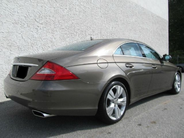 Mercedes-Benz CLS-Class 2009 photo 4