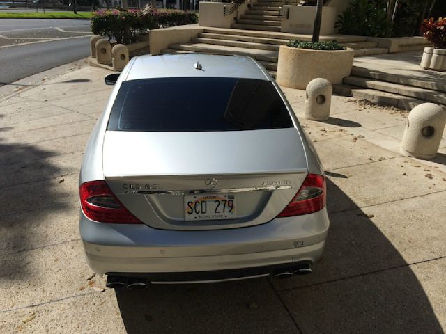 Mercedes-Benz CLS-Class 2009 photo 2