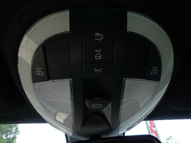 Mercedes-Benz CLS-Class 2009 photo 13