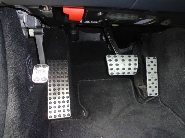 Mercedes-Benz CLS-Class 2009 photo 2