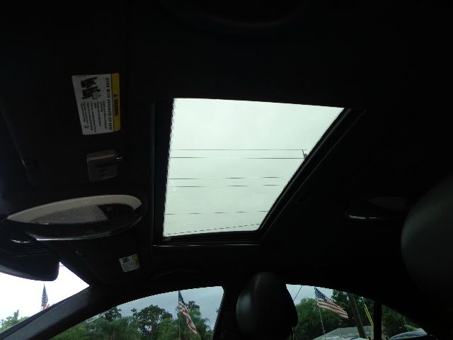 Mercedes-Benz CLS-Class 2009 photo 8