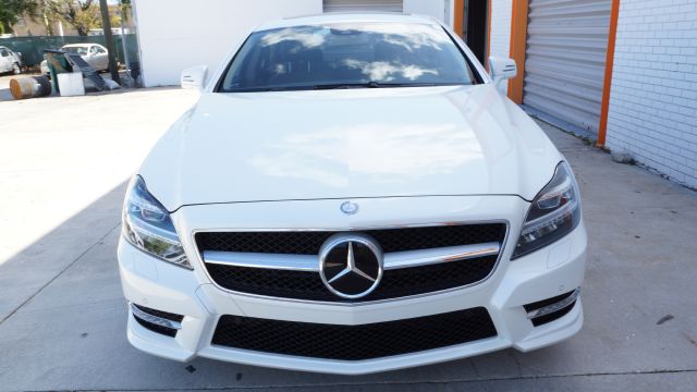 Mercedes-Benz CLS-Class 2012 photo 2