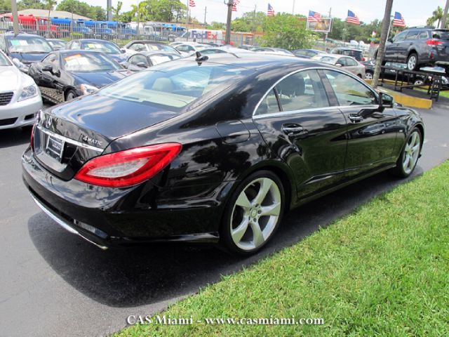 Mercedes-Benz CLS-Class 2012 photo 3