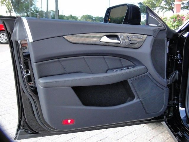 Mercedes-Benz CLS-Class 2012 photo 4
