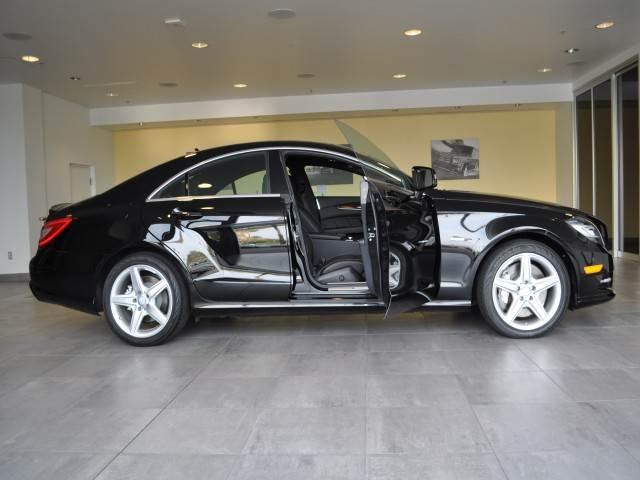 Mercedes-Benz CLS-Class 2012 photo 2