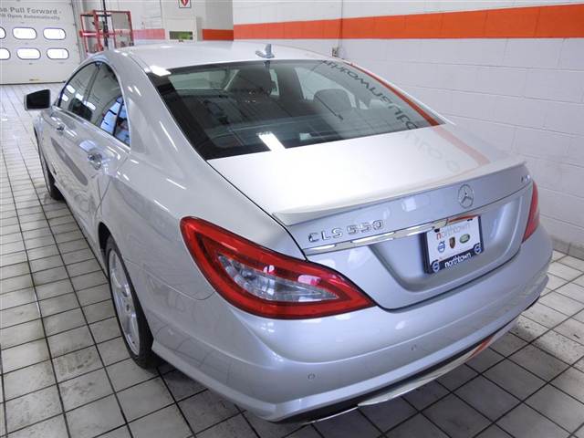 Mercedes-Benz CLS-Class 2012 photo 2
