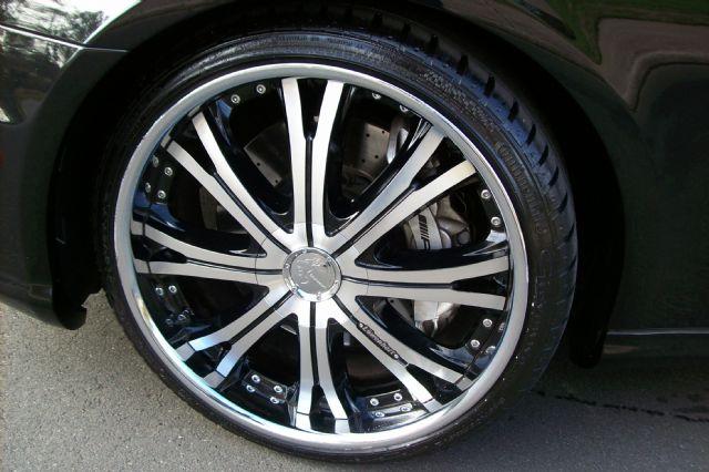 Mercedes-Benz CLS Class 2007 photo 3