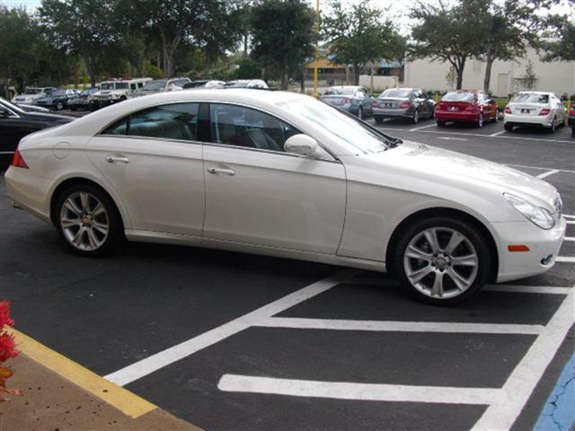 Mercedes-Benz CLS Class 2008 photo 3