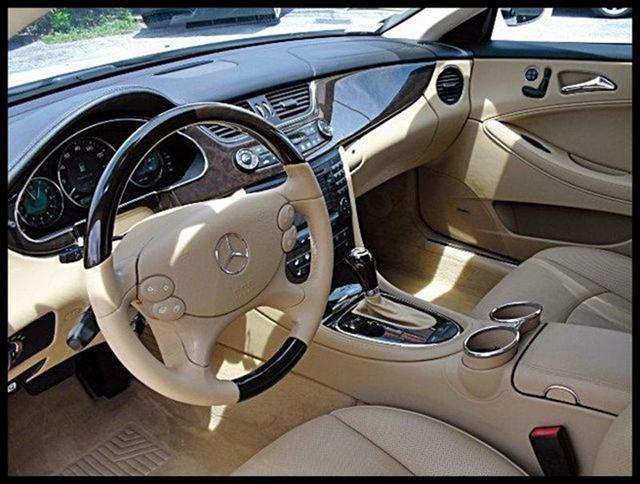 Mercedes-Benz CLS Class 2008 photo 5
