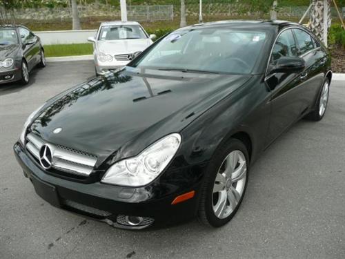 Mercedes-Benz CLS Class 2010 photo 2