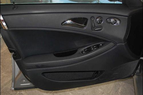 Mercedes-Benz CLS Class 2010 photo 4