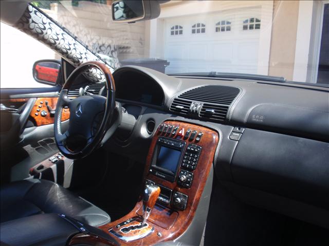 Mercedes-Benz CL Class 2001 photo 2