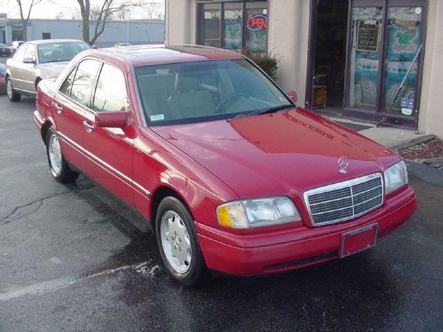 Mercedes-Benz C Class 1996 photo 1