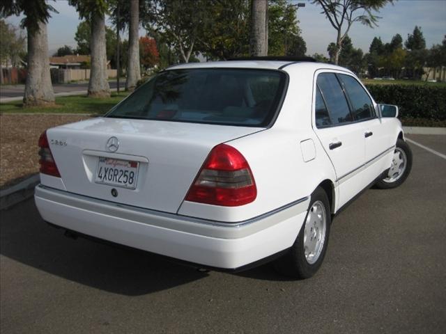 Mercedes-Benz C Class 1996 photo 1