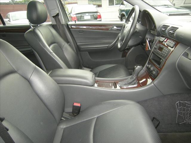 Mercedes-Benz C Class 2002 photo 3