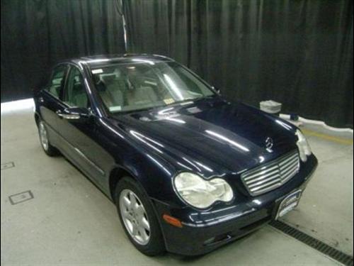 Mercedes-Benz C Class 2002 photo 1