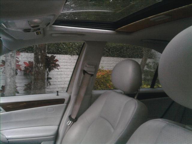 Mercedes-Benz C Class 2003 photo 3