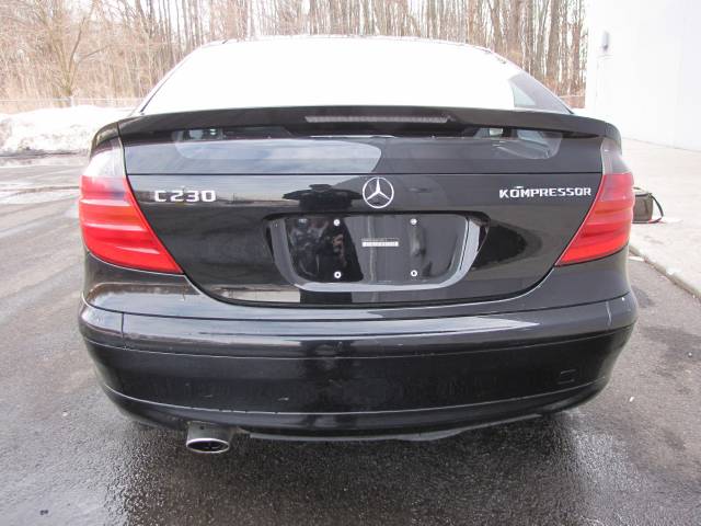 Mercedes-Benz C Class 2003 photo 4